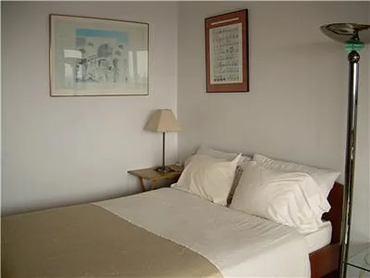 Rented by R New York | media 4