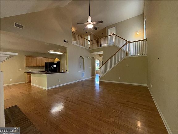 3rd image of 4750 Heathcliff Way