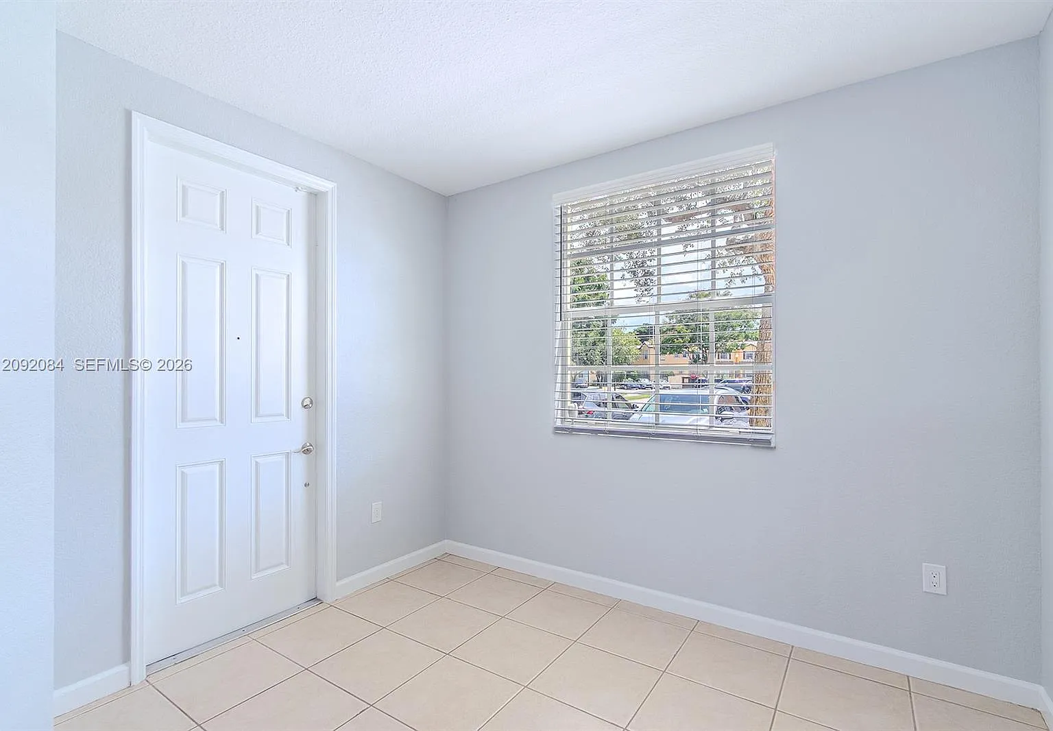 The Shores Condo No 1 — Photo 3