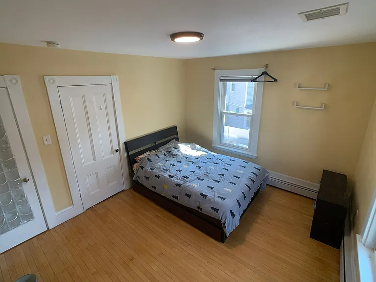 39 Saunders St — Photo 1
