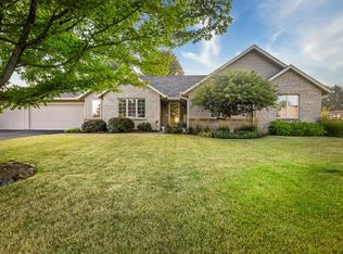 11433 Dwyer Ln, Roscoe, IL 61073