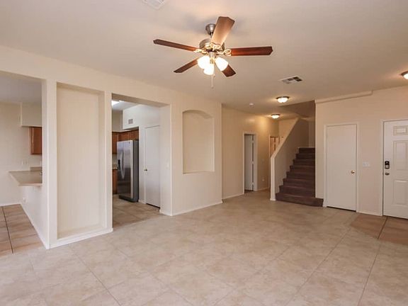 2nd image of 8712 E Lakeview Cir