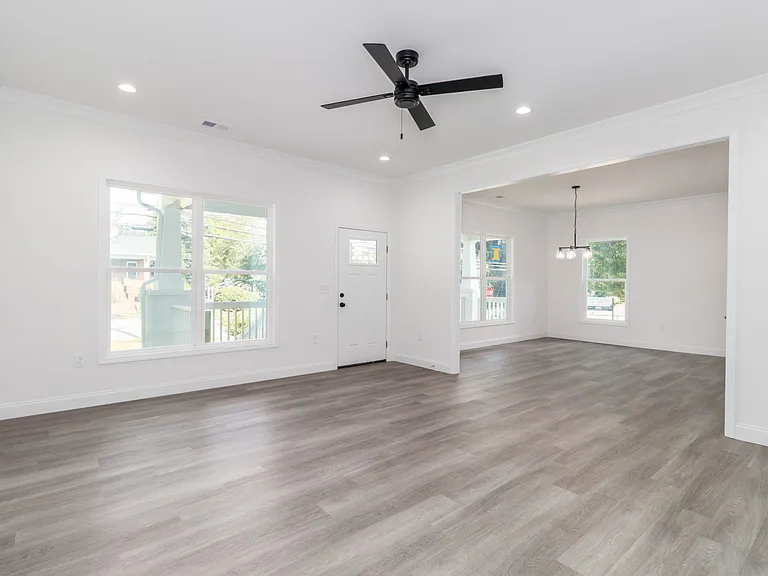 307 E Arch St — Photo 11