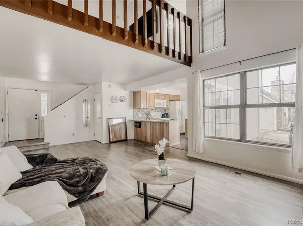 2621 S Xanadu Way #B, Aurora, CO 80014