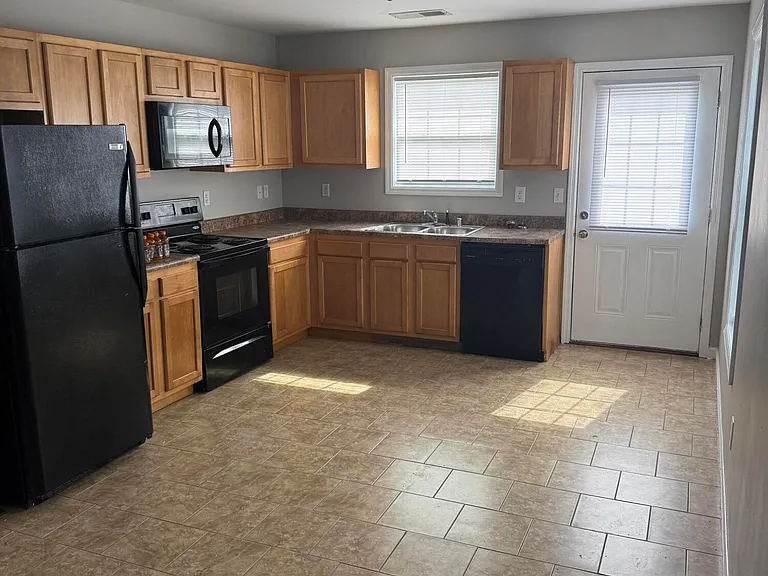 8003 Wilburn Way — Photo 5