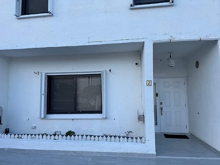 80 NW 116th Pl #2 — Photo 1