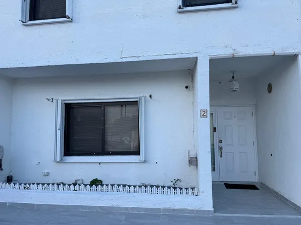 80 NW 116th Pl APT 2, Sweetwater, FL 33172