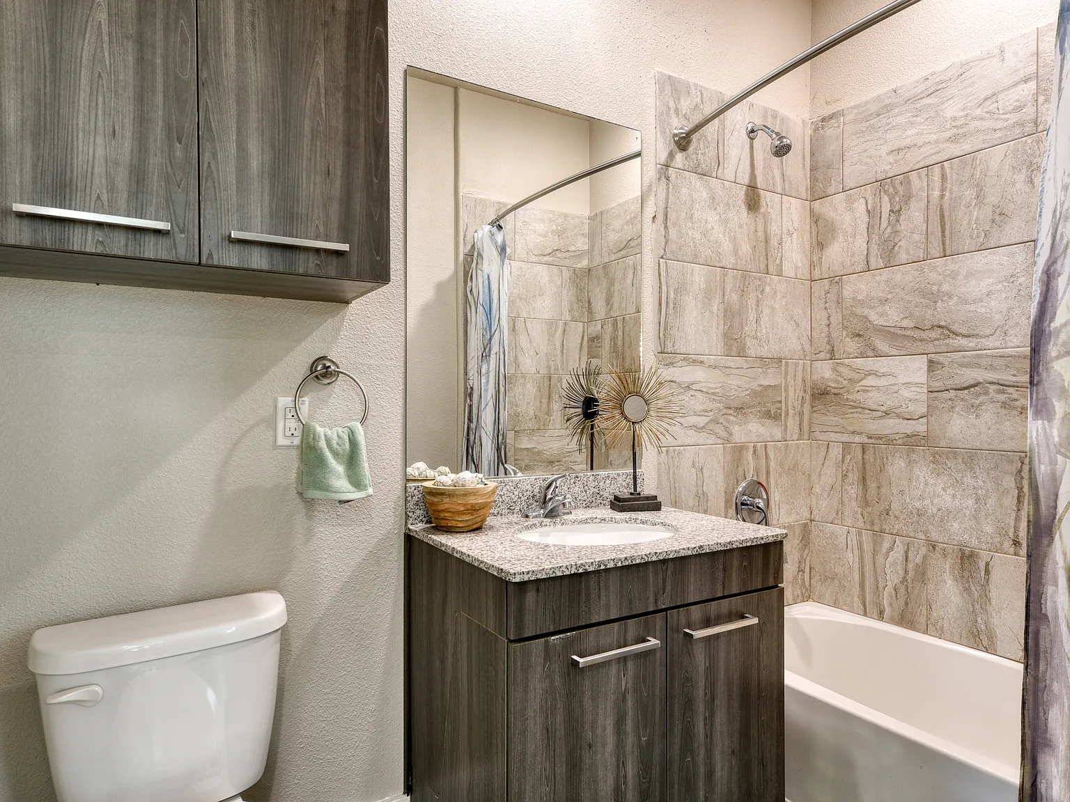 3 bed, 1192 sqft, $1,380 — Photo 4