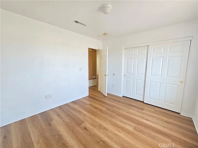 9300 Holly Ave #3 — Photo 14
