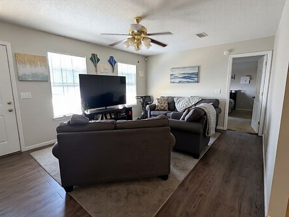 2nd image of 133 Tyson Rd