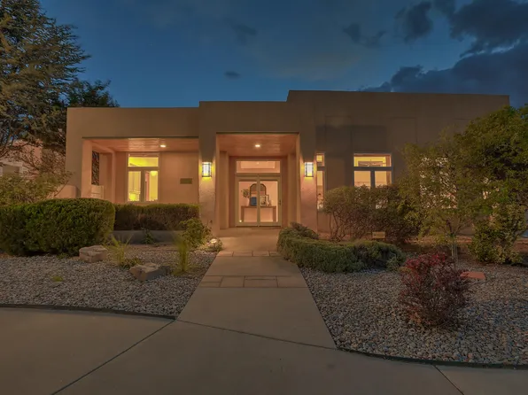 1819 Avenida Alturas NE, Albuquerque, NM 87110