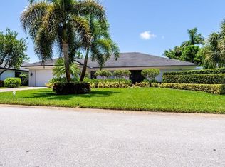 236 Palmetto Dunes Cir, Naples, FL 34113