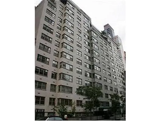 Rented by Douglas Elliman | media 29