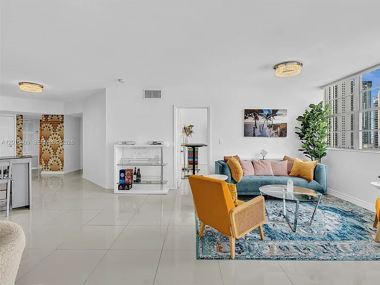 825 Brickell Bay Dr #2048 — Photo 32