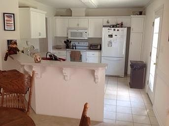 4th image of 2089 Sylvan Lake Dr
