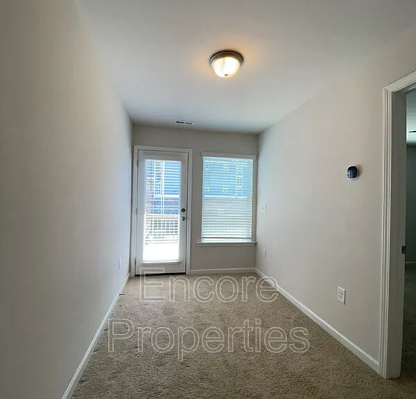 908 Robbie Jackson Ln — Photo 11