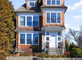 475 Rowland Rd, Fairfield, CT 06824