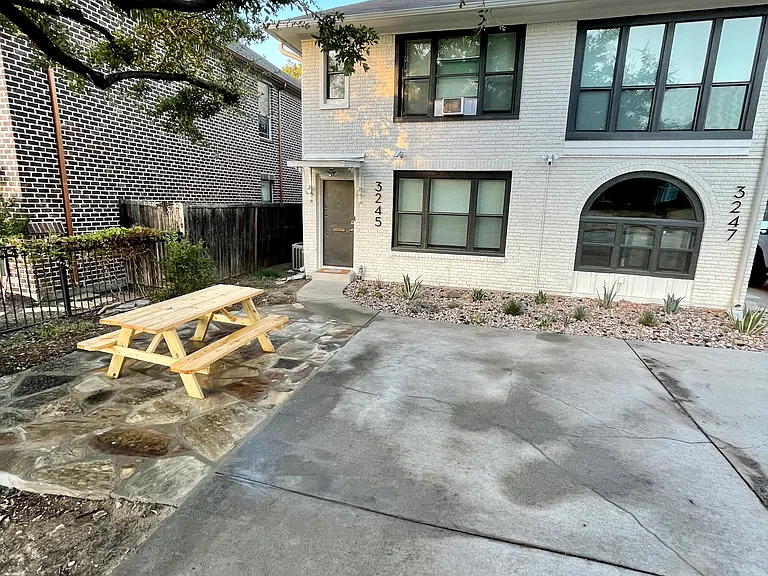 3245 S University Dr — Photo 27
