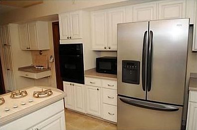 2nd image of 290 Blandford Dr