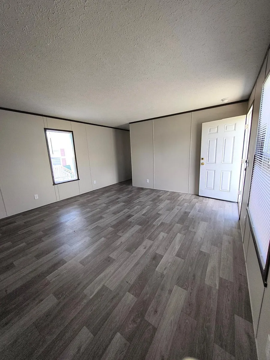 Building Photo - 13 W Ashwood Dr