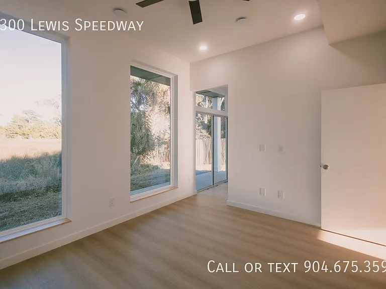 3300 Lewis Speedway St — Photo 5