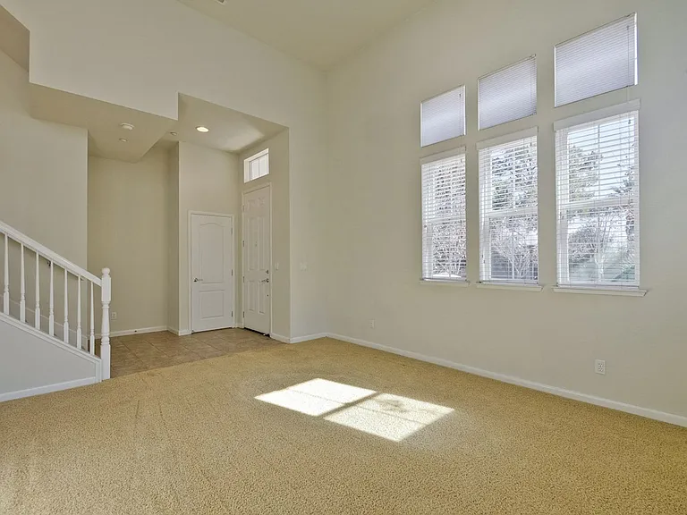 562 Saco Ter — Photo 12