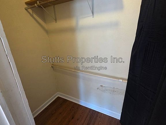 2nd image of 316 N Chestnut St #A