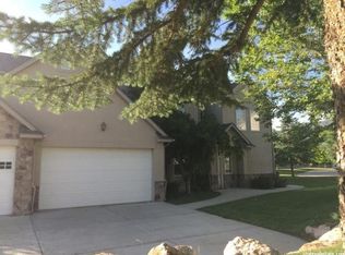 59 E Courtyard Ln #27, Centerville, UT 84014