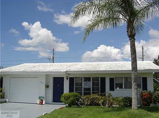 1st image of 3715 98th Ave