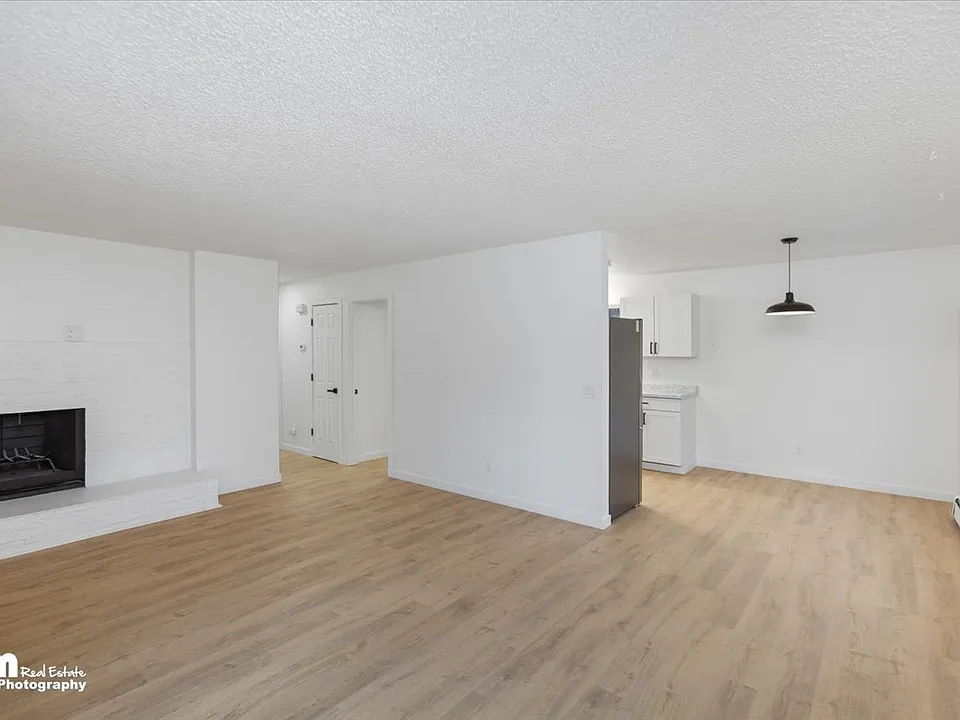 5408 Camelot Dr #2