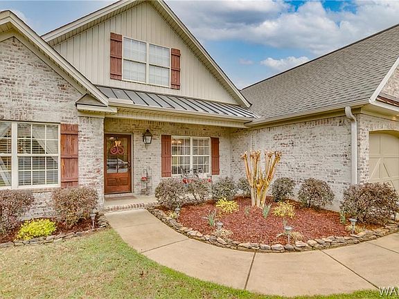 3rd image of 13684 Old Ivey Dr
