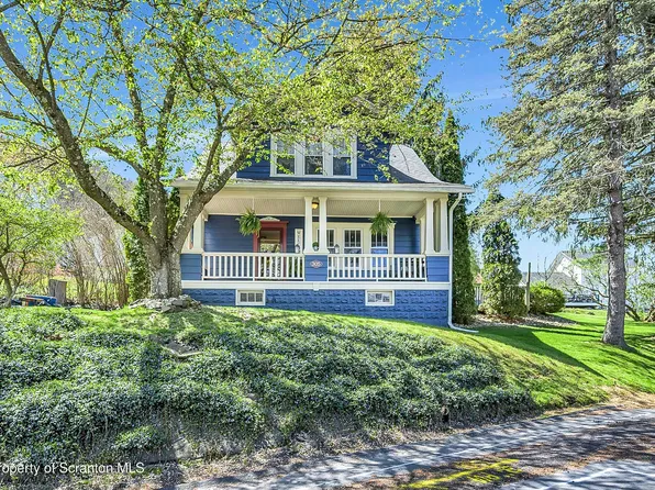 305 Grandview St, Clarks Summit, PA 18411