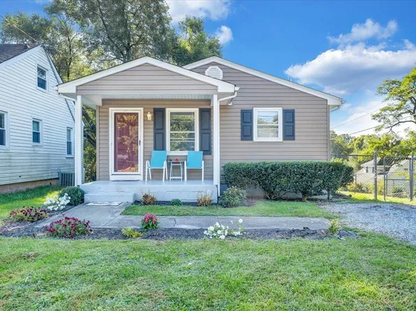 1625 19th St NE, Roanoke, VA 24012