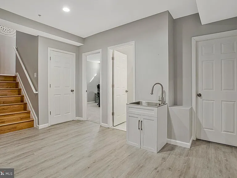 12902 Crickmore Trce — Photo 47