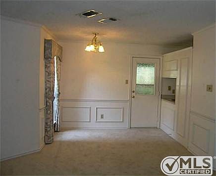 3rd image of 2874 Inniswood Cir