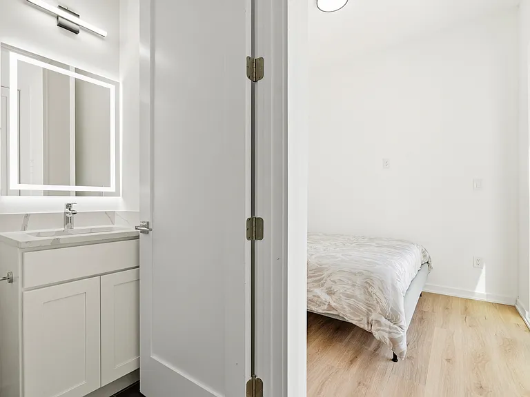 710 Kennedy St NW #11 — Photo 18