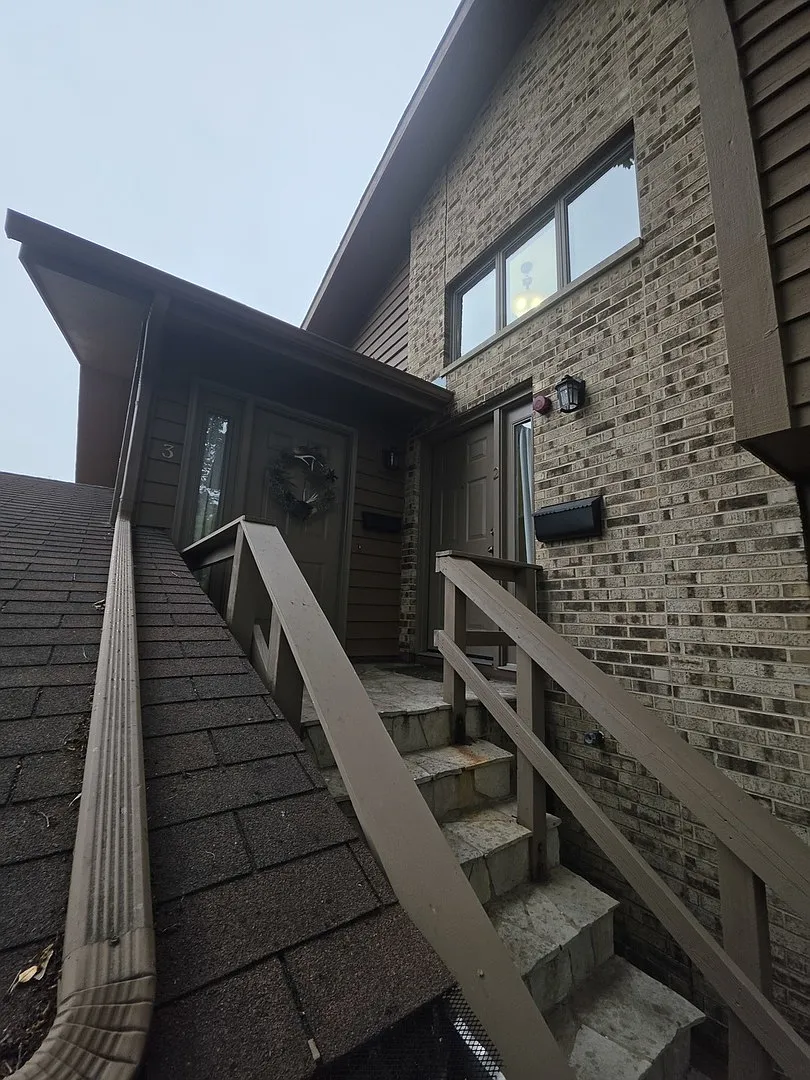 2 bed, 1200 sqft, $2,350 — Photo 4