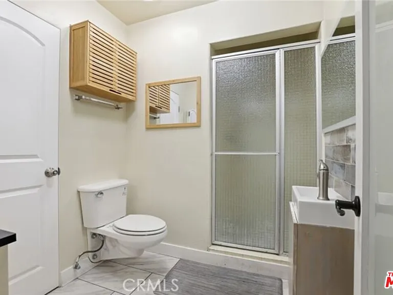 6732 Wooster Ave — Photo 10