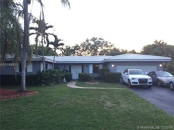 2nd image of 15620 SW 85th Ave