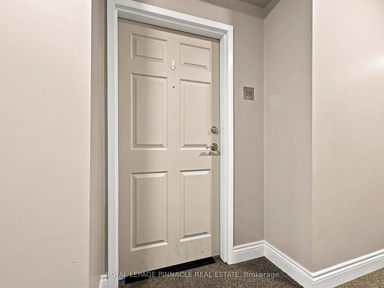 2 bed, $2,300 — Photo 3