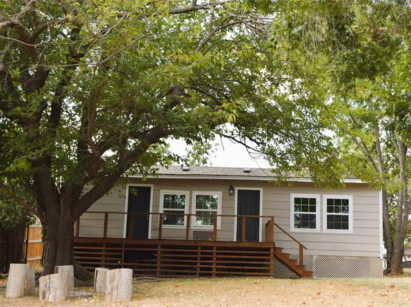 120 Marina View Ct, Weatherford, TX 76087