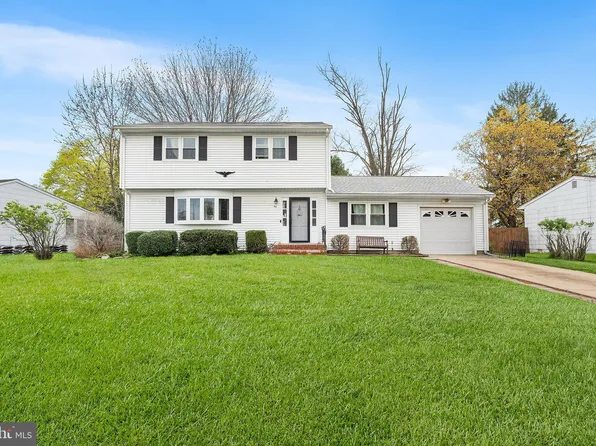 80 Nancy Ln, Ewing, NJ 08638