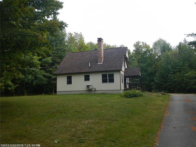 2nd image of 32 Church Hill Rd