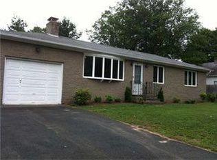 52 Landon Rd, Warwick, RI 02888