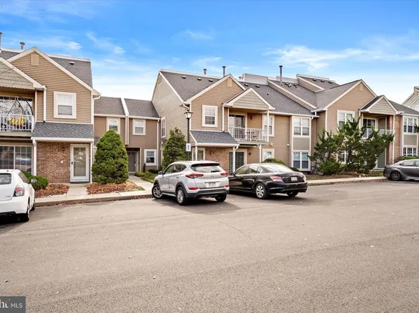 1609 Society Pl, Newtown, PA 18940