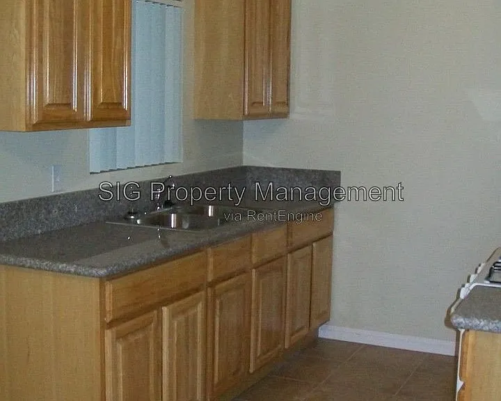 501 S 7th St — Photo 28