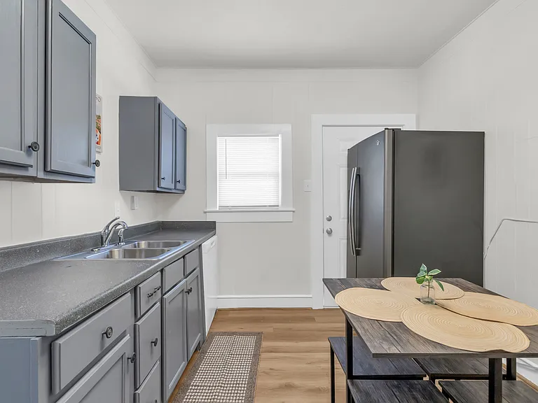 4121 Junius St #A — Photo 25