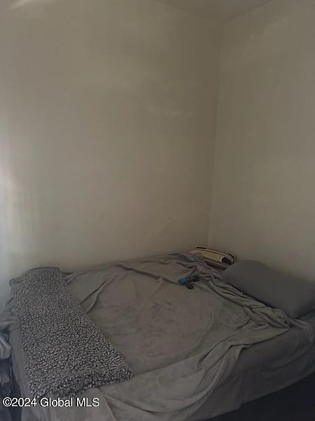 3rd image of 331 1st St