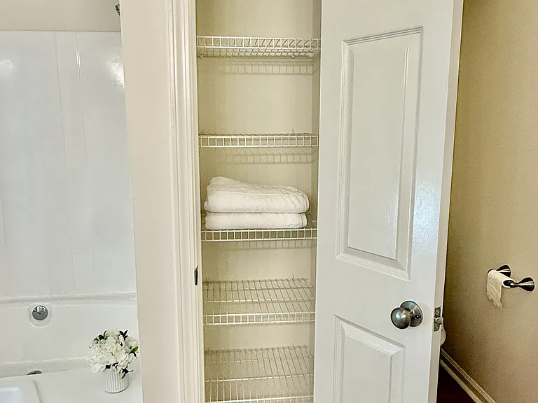 5012 Evelyn Way — Photo 15
