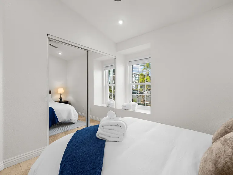 Robinwood Dr — Photo 24